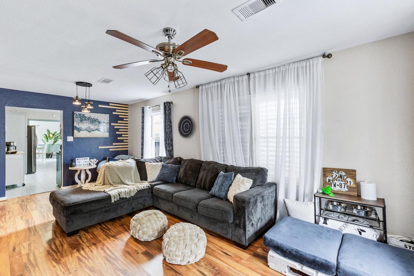 The Blue Oasis With Handicap Ramp Access Dog Friendly & Cowboy Pool Galveston Bagian luar foto