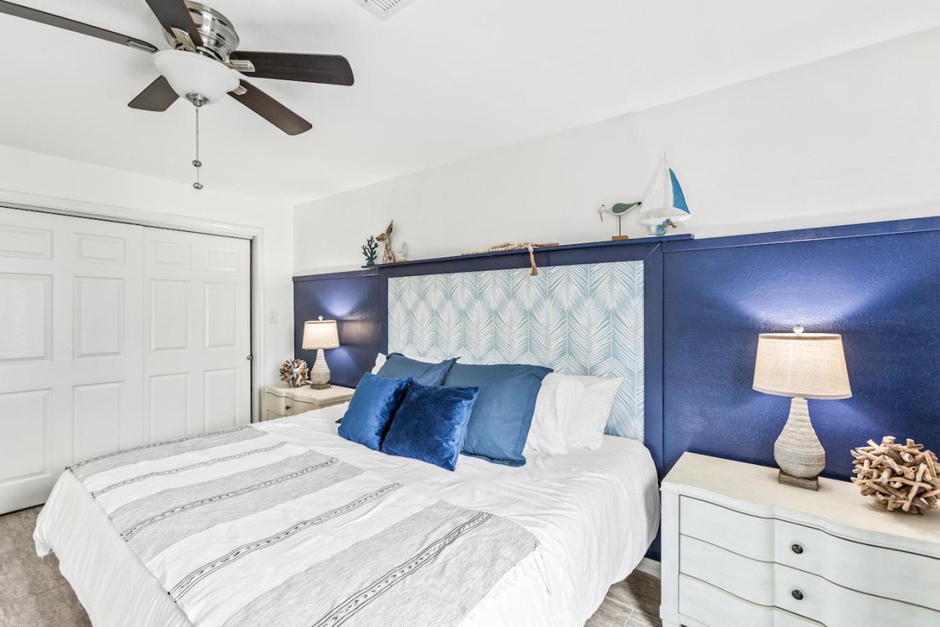 The Blue Oasis With Handicap Ramp Access Dog Friendly & Cowboy Pool Galveston Bagian luar foto